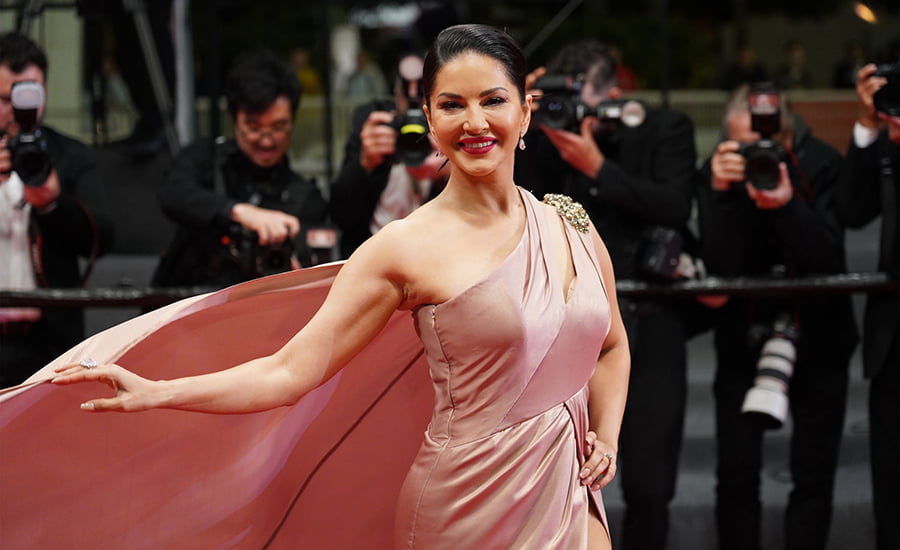 A seven-minute 'standing ovation' for Sunny Leone's movie at Cannes 1