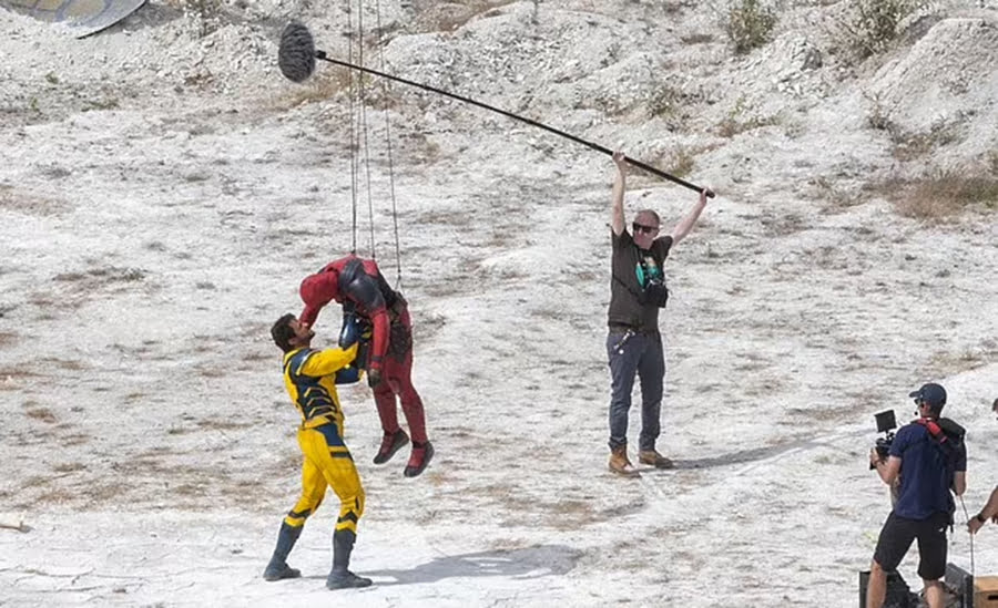 Pictures leaked from the shooting set of 'Deadpool 3', clash between two superheroes 2