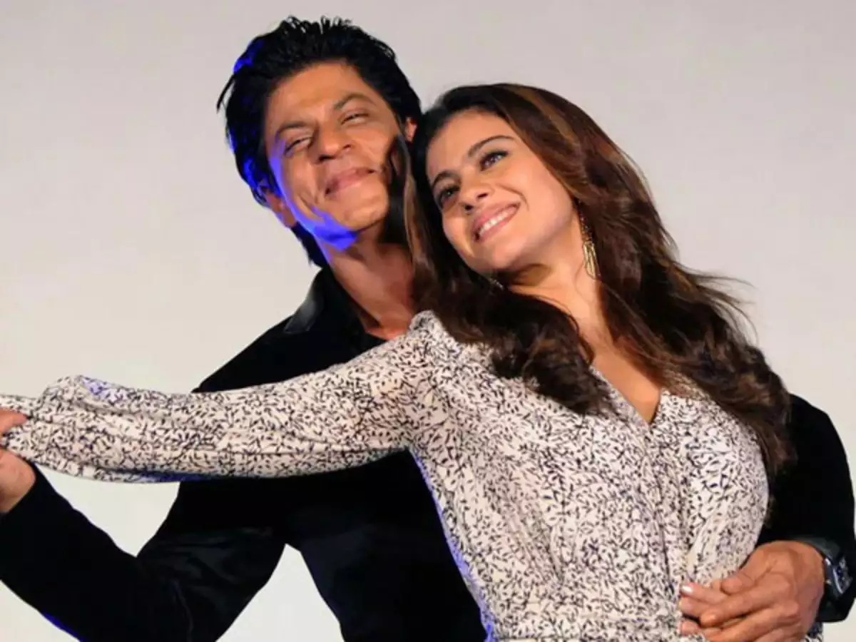 Kajol says 'one surprising thing' about Shah Rukh 4